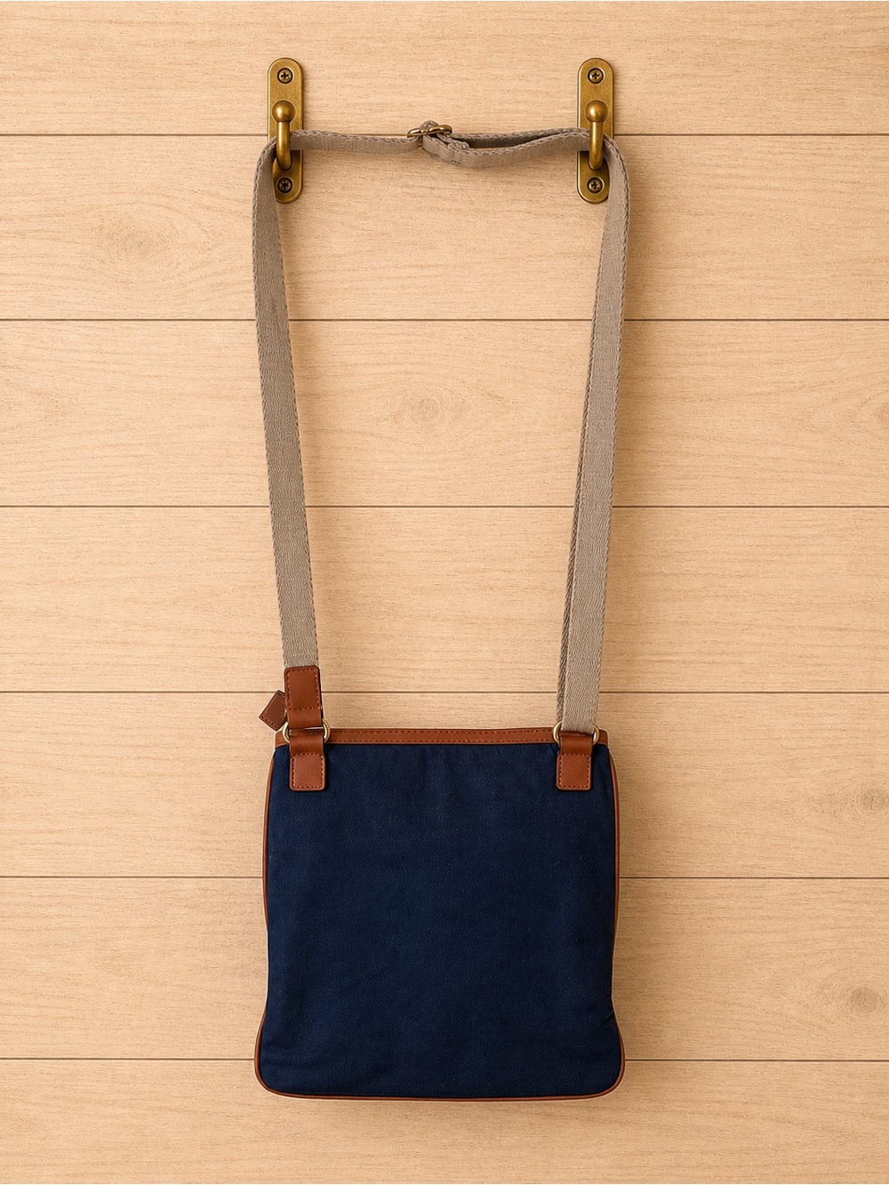 Michael Kors Navy Nylon Crossbody Bag Brown Trim Adjustable Strap - Picture 3 of 8